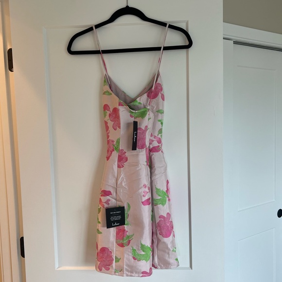 NWT Lulus colorful spring/summer dress - Picture 2 of 2
